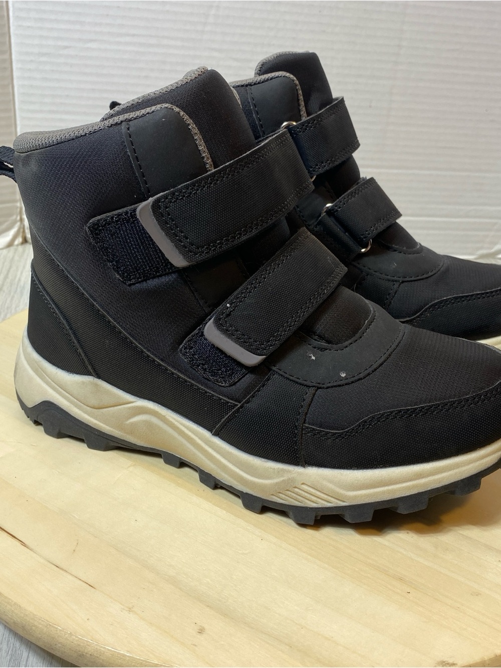 Target All in Motion Kids Winter Snow Boots Size 3 Black Thermolite Insulated